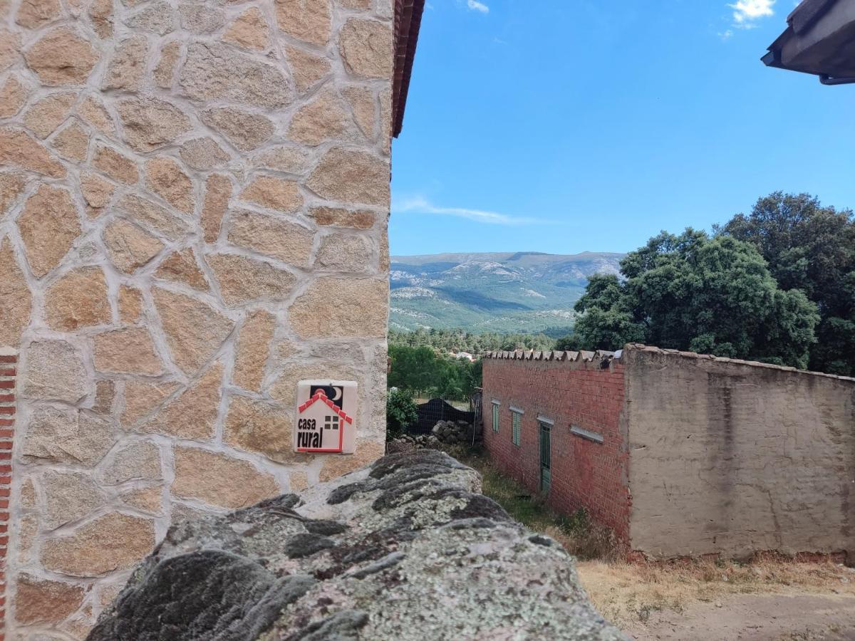 Casa Rural El Pajar Navaluenga Exterior photo